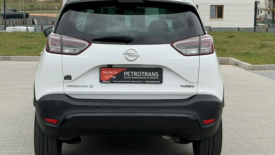 OPEL Crossland X -