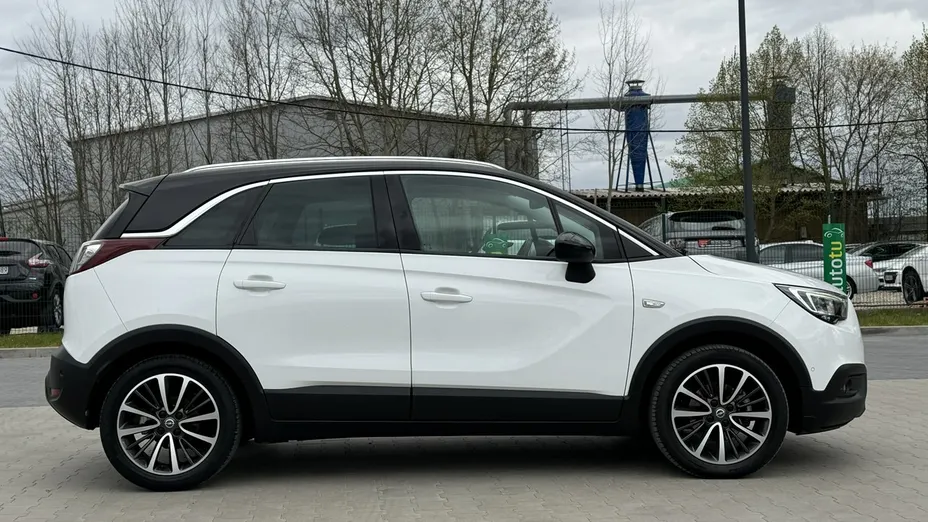 OPEL Crossland X -