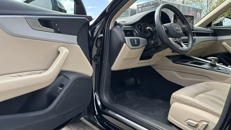 AUDI A4 -