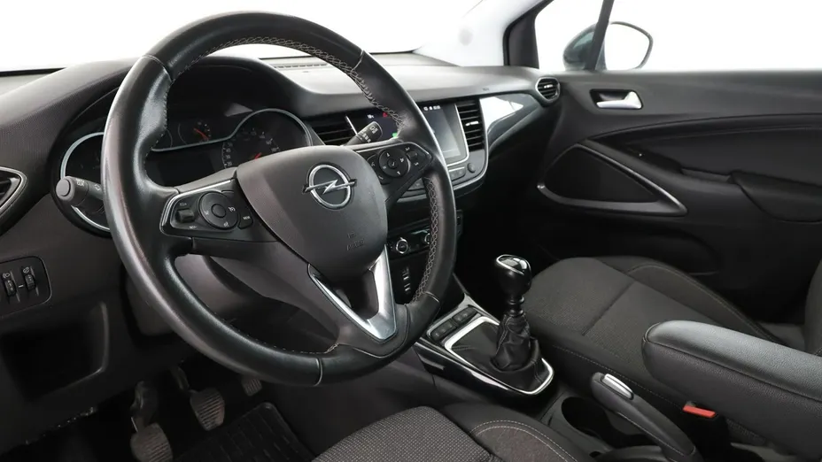 OPEL Crossland X -