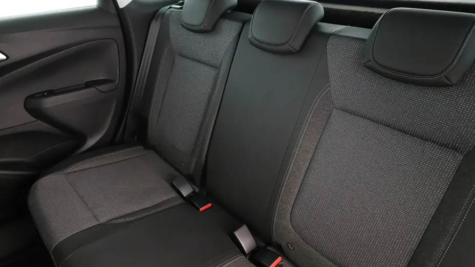 OPEL Crossland X -