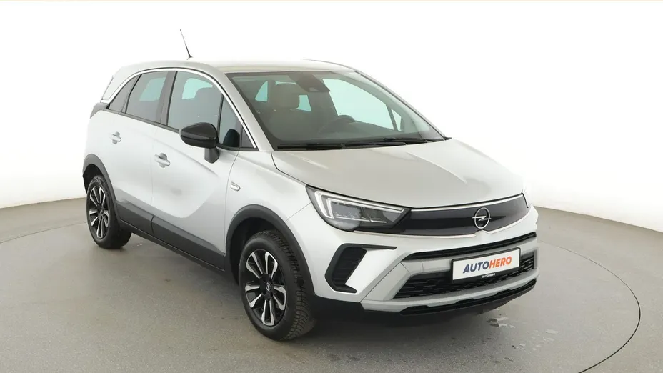 OPEL Crossland X -