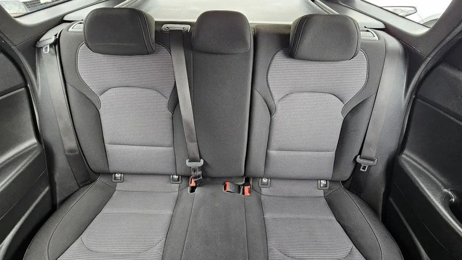 HYUNDAI i30 -