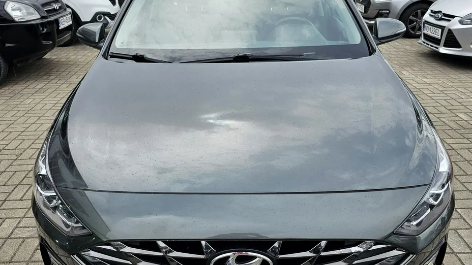 HYUNDAI i30 -