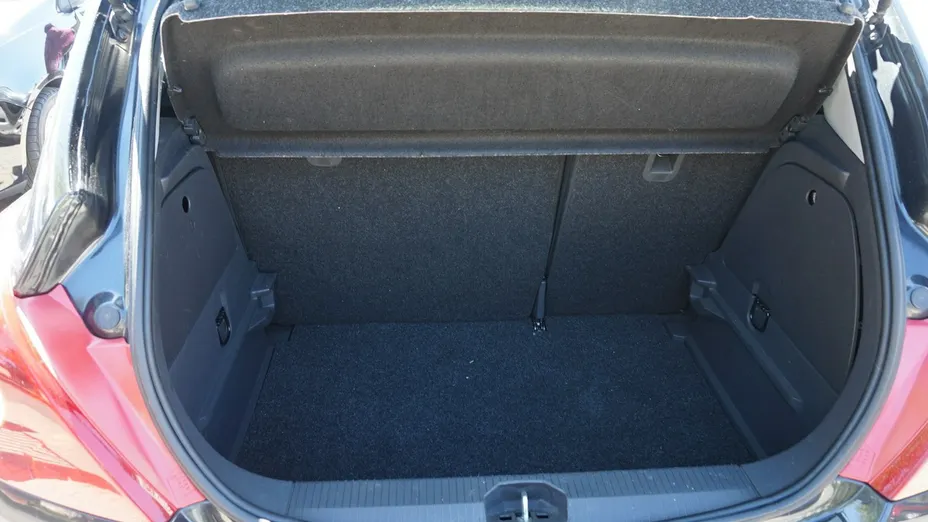 OPEL Corsa -