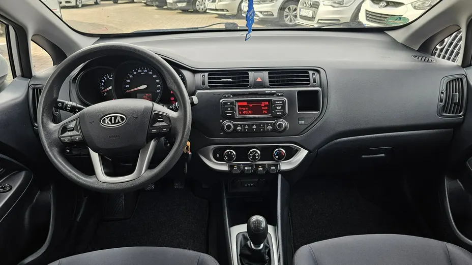 KIA Rio -