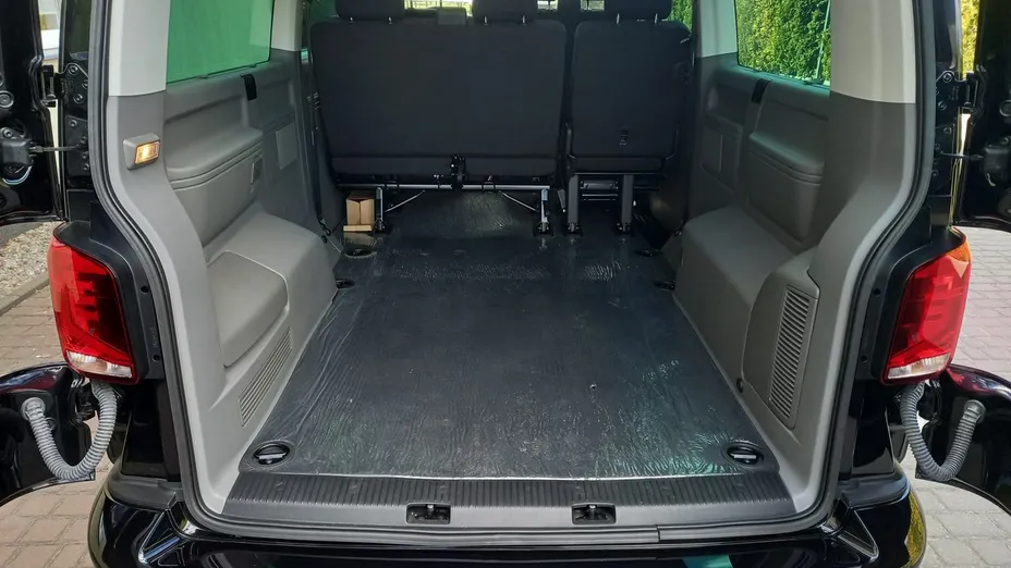 VOLKSWAGEN Caravelle -