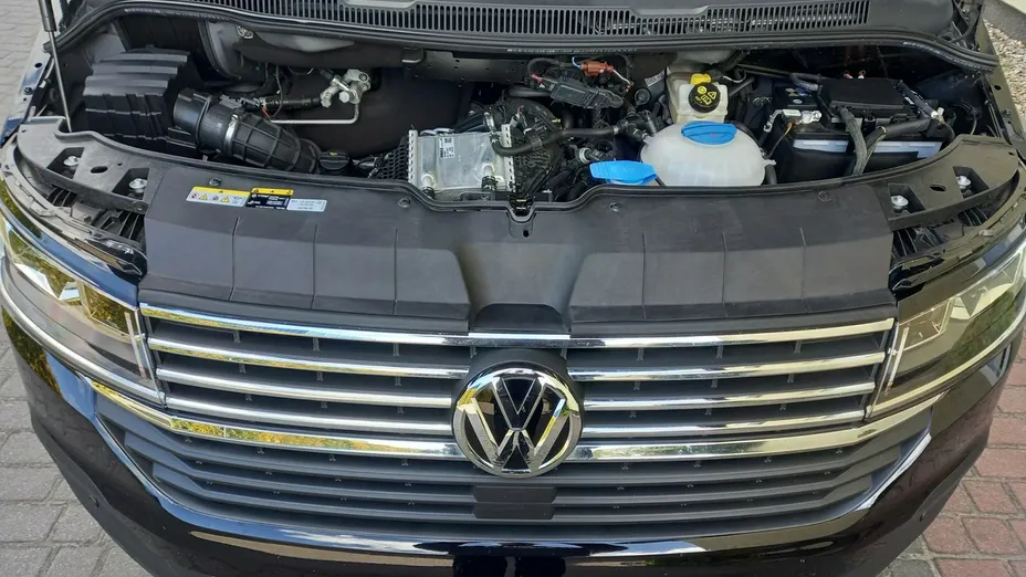 VOLKSWAGEN Caravelle -