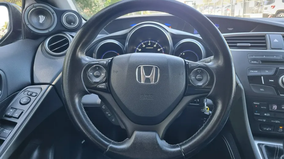 HONDA Civic -