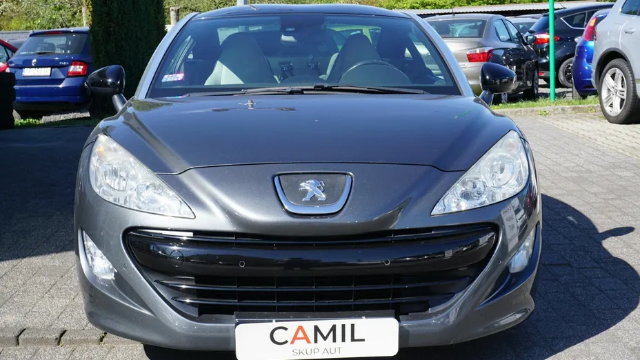 PEUGEOT RCZ -