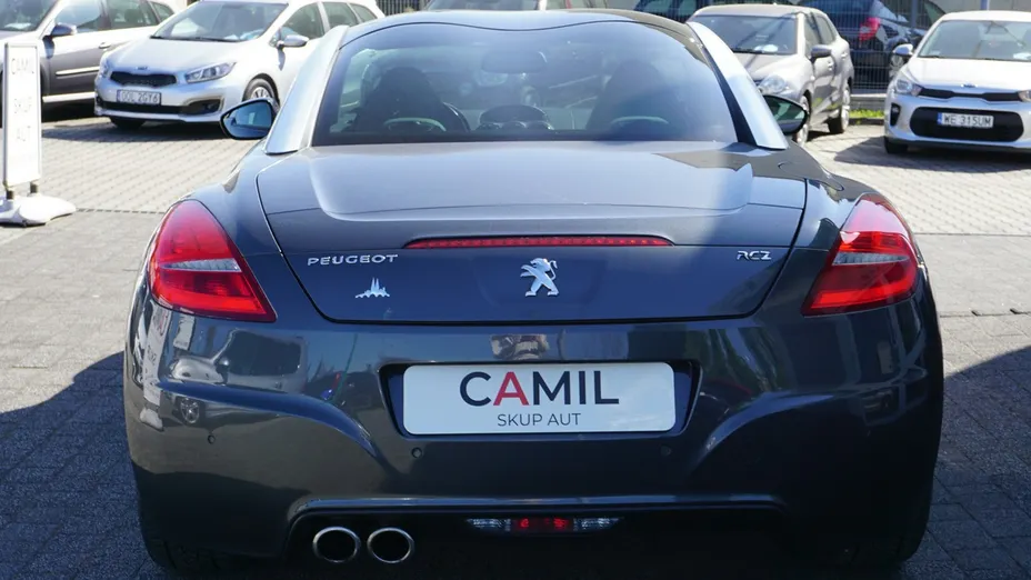 PEUGEOT RCZ -