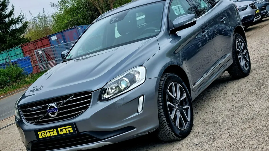 VOLVO XC60 -