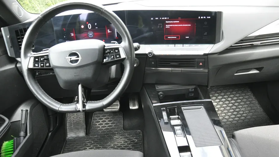 OPEL Astra -