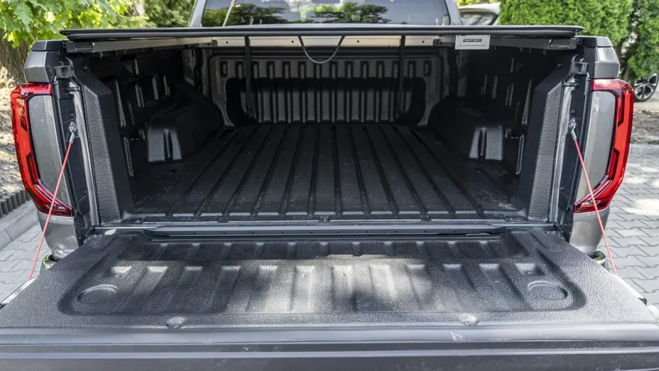 VOLKSWAGEN Amarok -