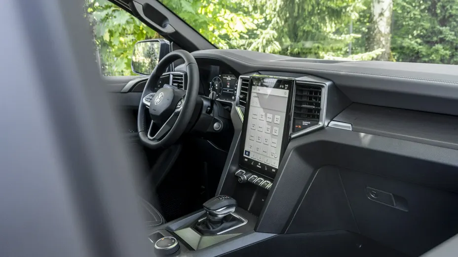 VOLKSWAGEN Amarok -