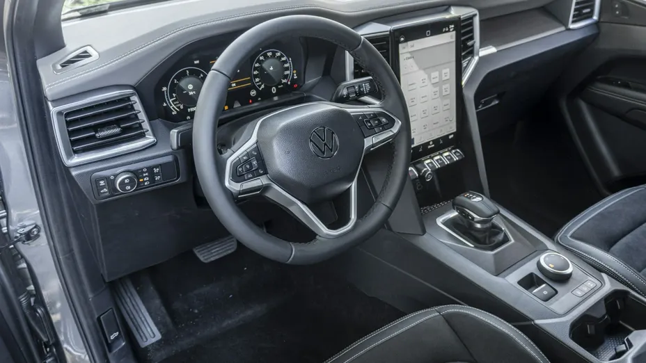 VOLKSWAGEN Amarok -