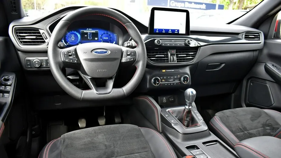 FORD Kuga -