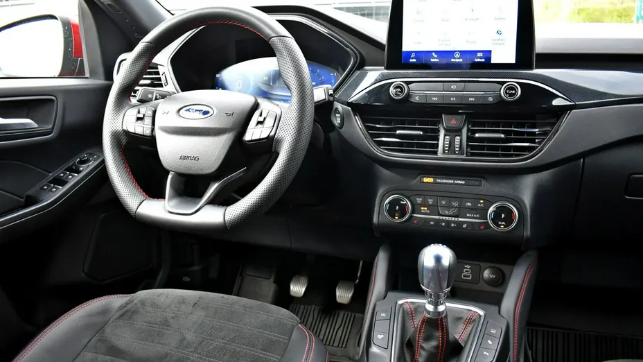 FORD Kuga -