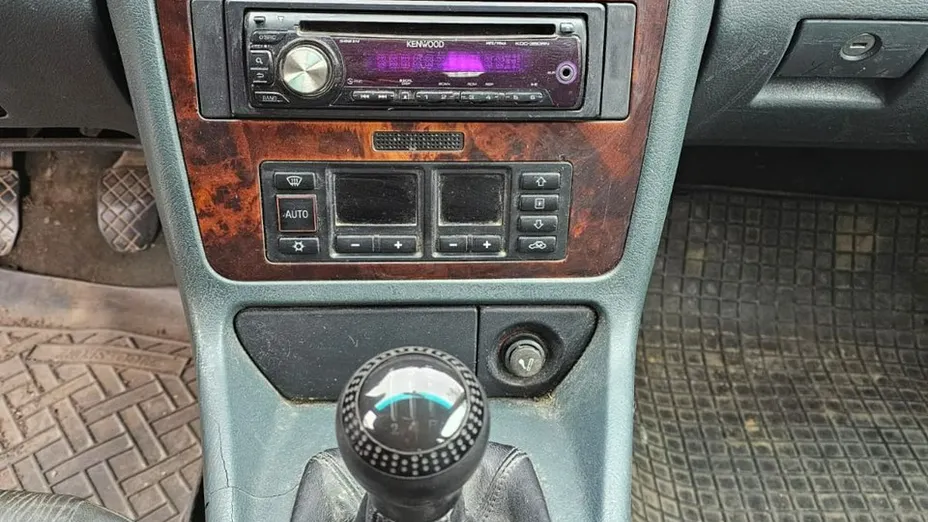 AUDI A4 -
