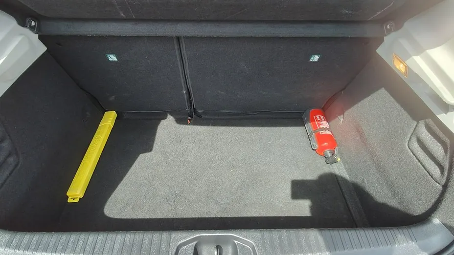 RENAULT Clio -