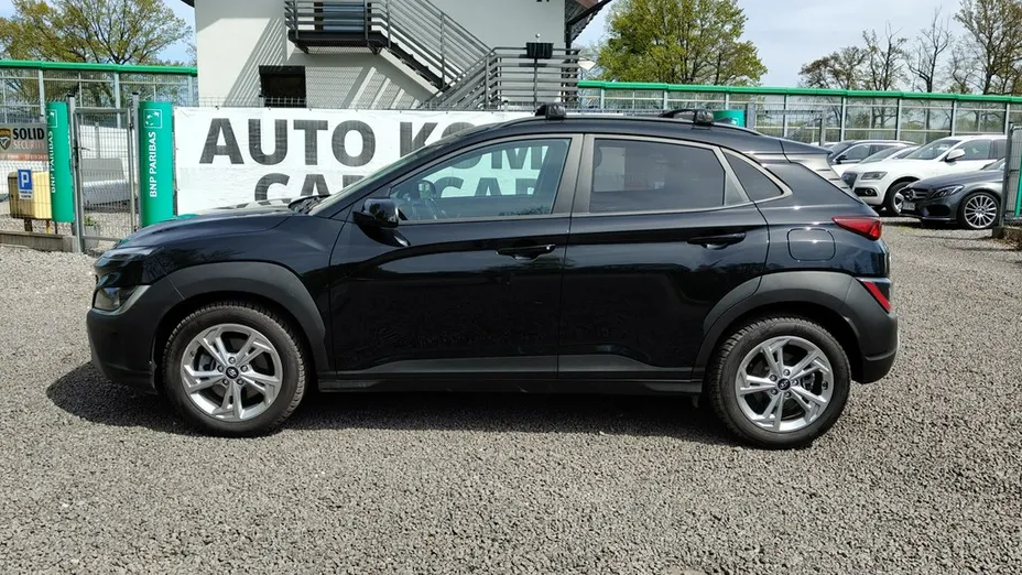 HYUNDAI Kona -