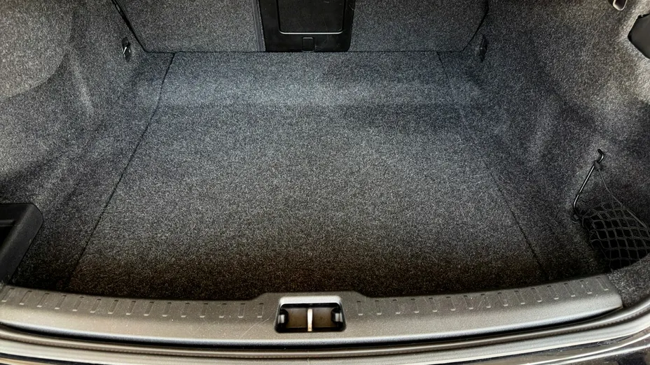 VOLVO S60 -