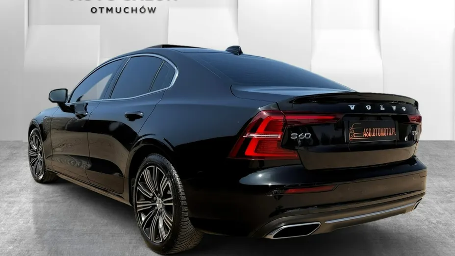 VOLVO S60 -