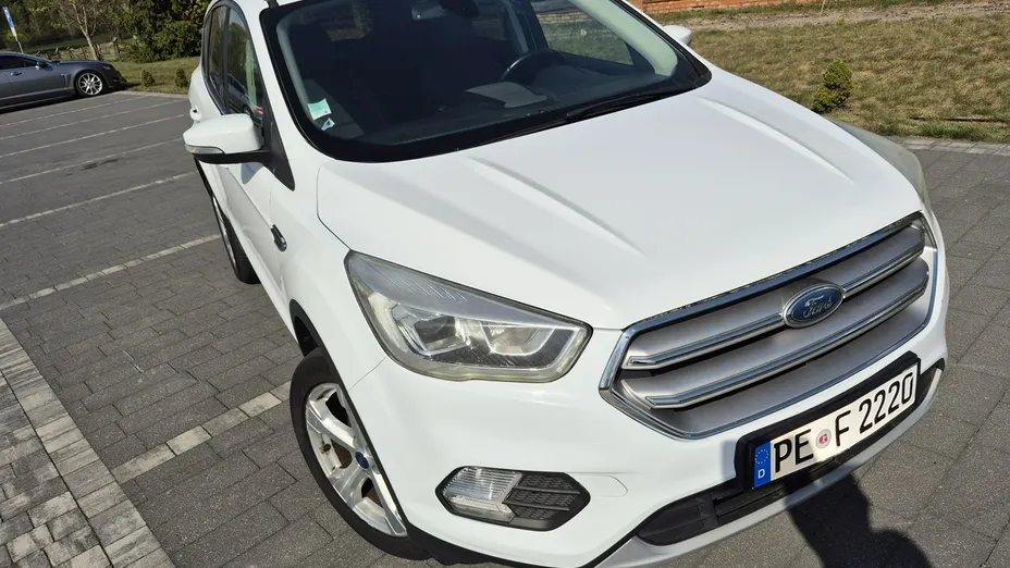 FORD Kuga -
