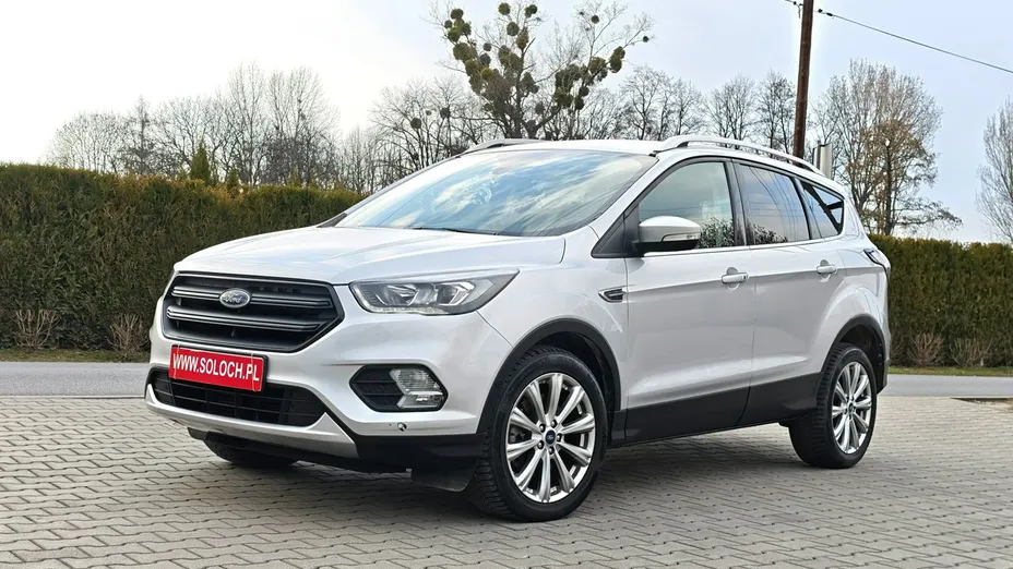 FORD Escape -