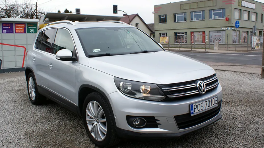 VOLKSWAGEN Tiguan -