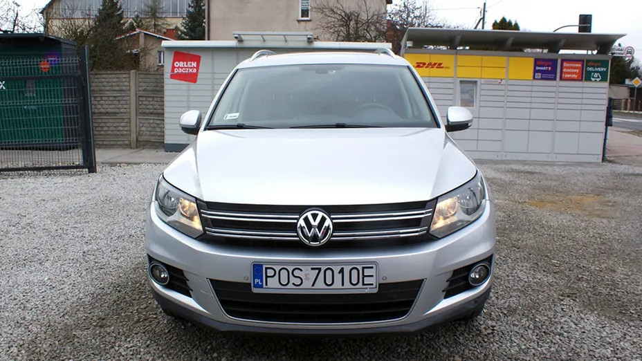 VOLKSWAGEN Tiguan -