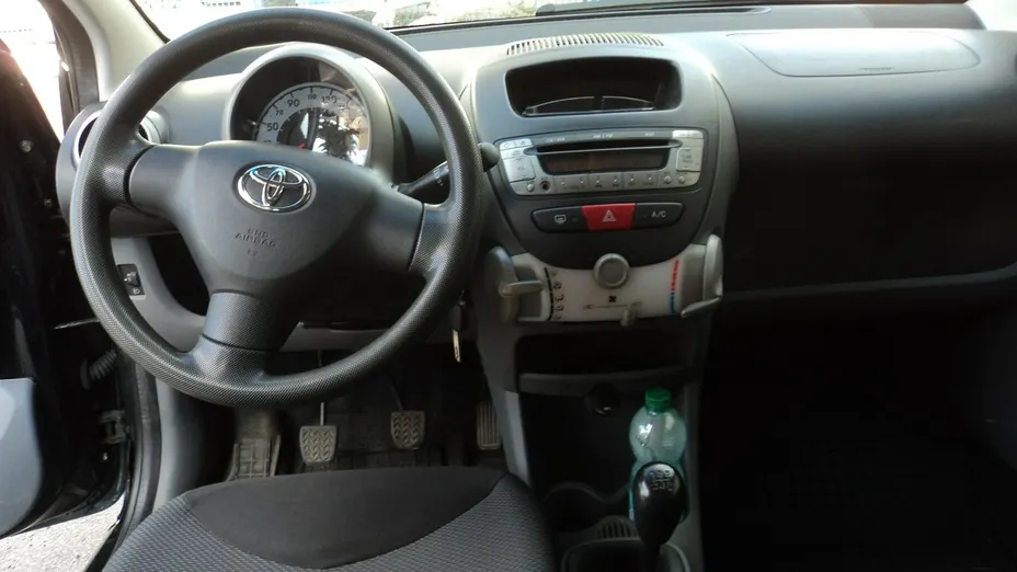 TOYOTA Aygo -