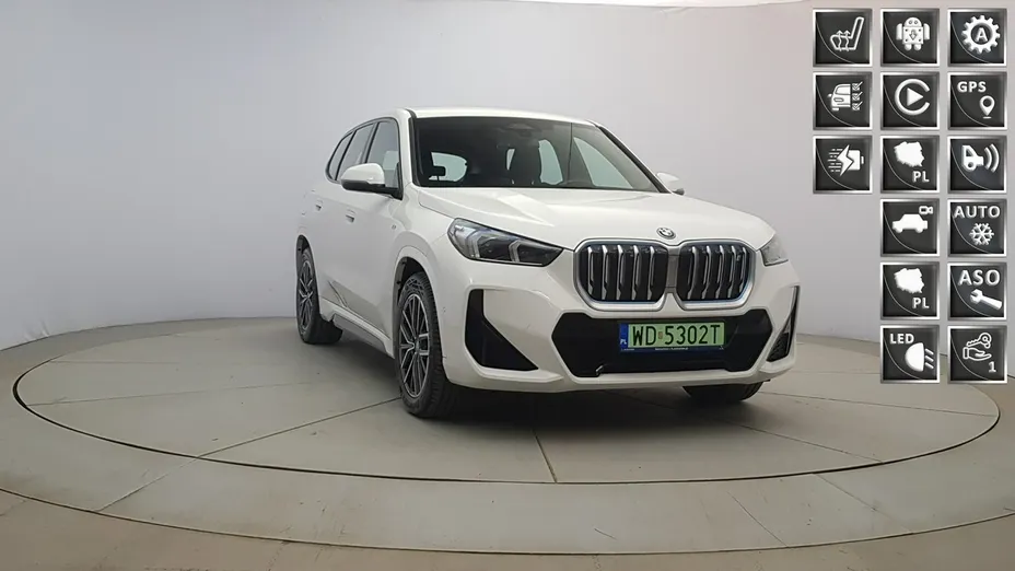 BMW iX1 -