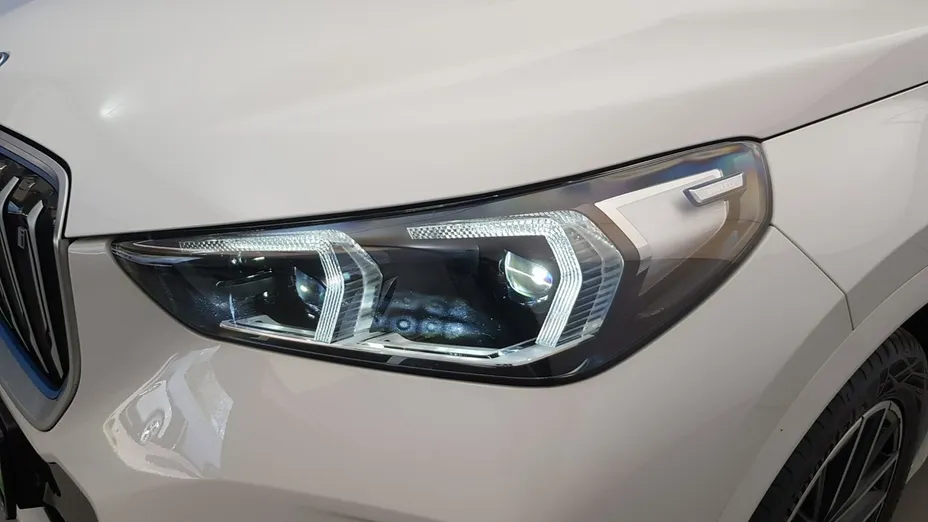 BMW iX1 -