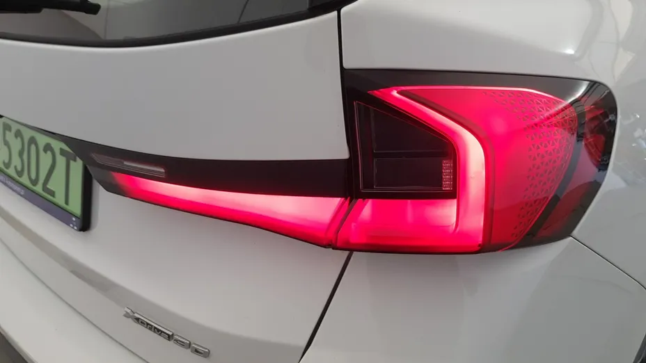 BMW iX1 -