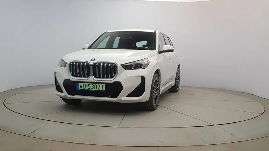 BMW iX1 -