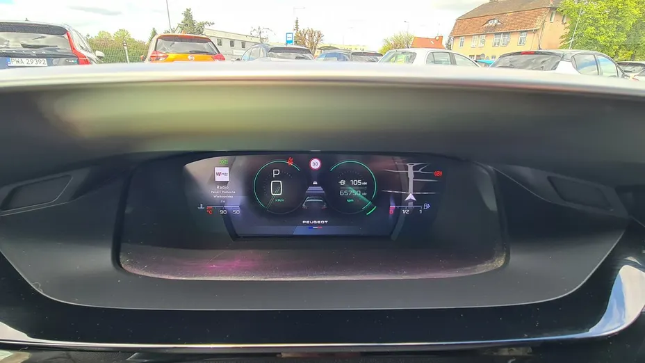 PEUGEOT 308 -
