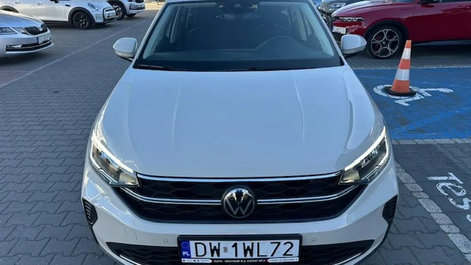 VOLKSWAGEN Taigo -