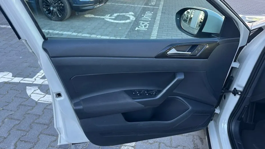 VOLKSWAGEN Taigo -