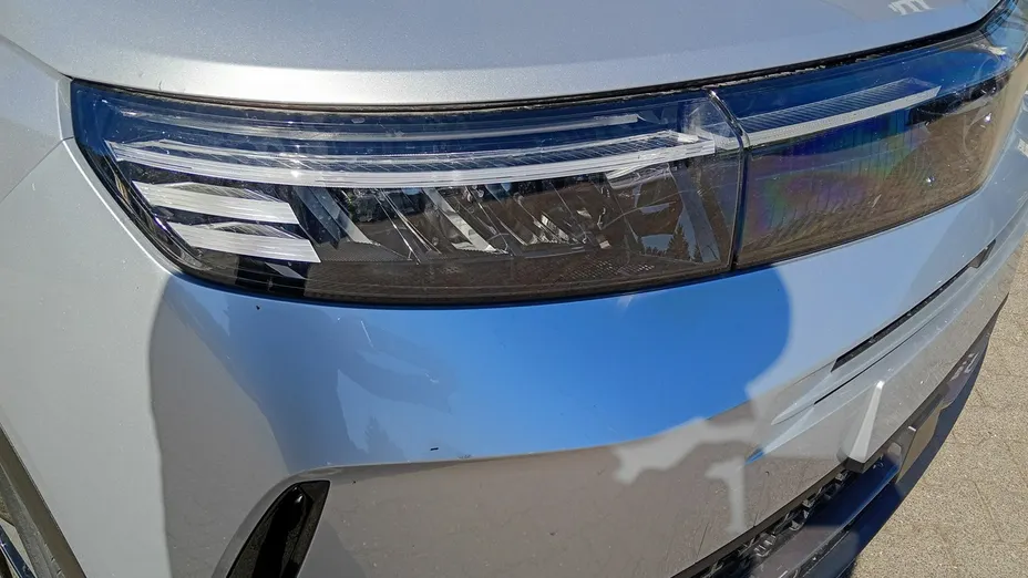 OPEL Grandland X -