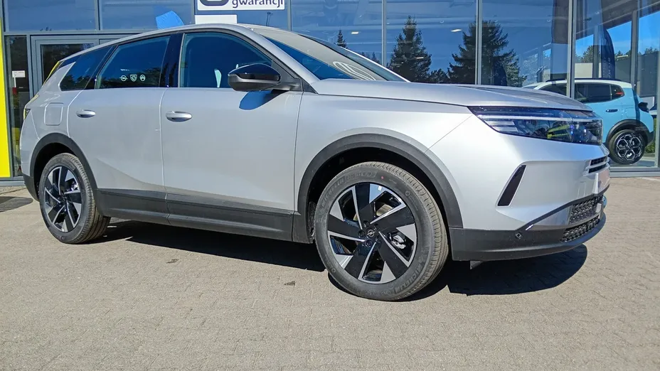 OPEL Grandland X -