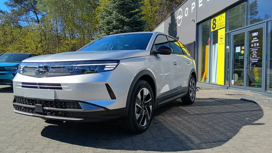 OPEL Grandland X -