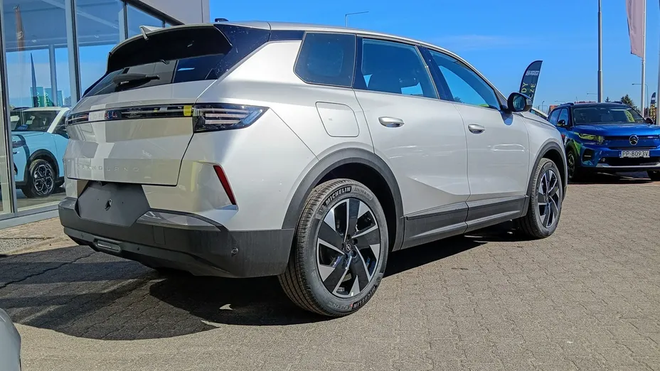 OPEL Grandland X -