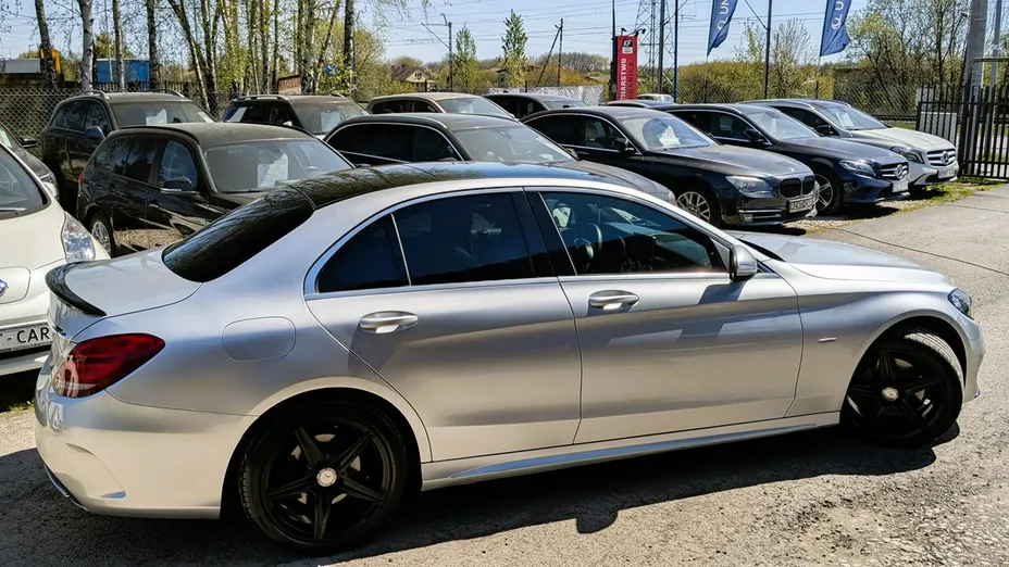 MERCEDES-BENZ C Klasa -