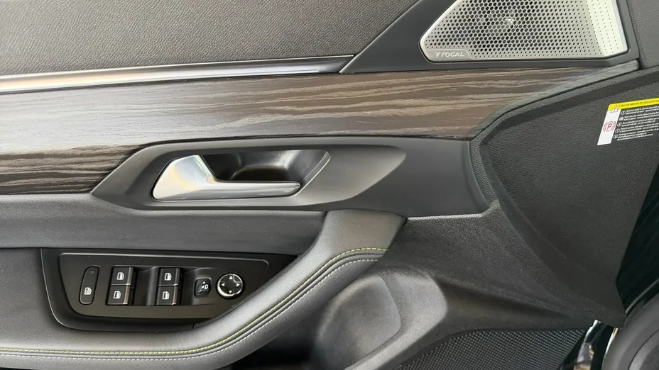 PEUGEOT 508 -
