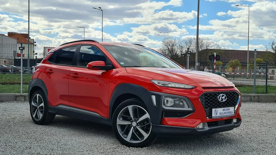 HYUNDAI Kona -