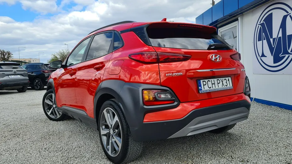 HYUNDAI Kona -