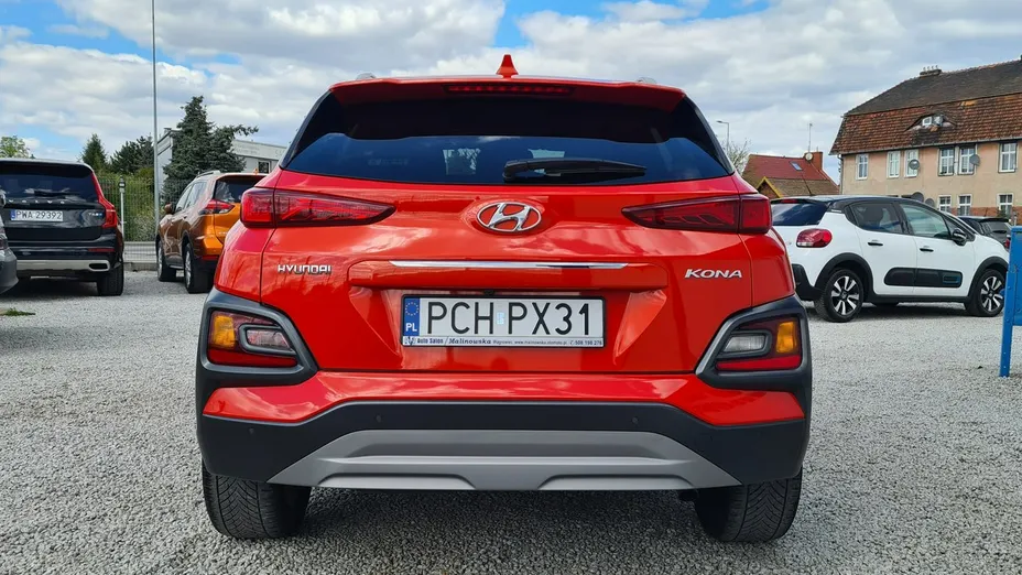 HYUNDAI Kona -