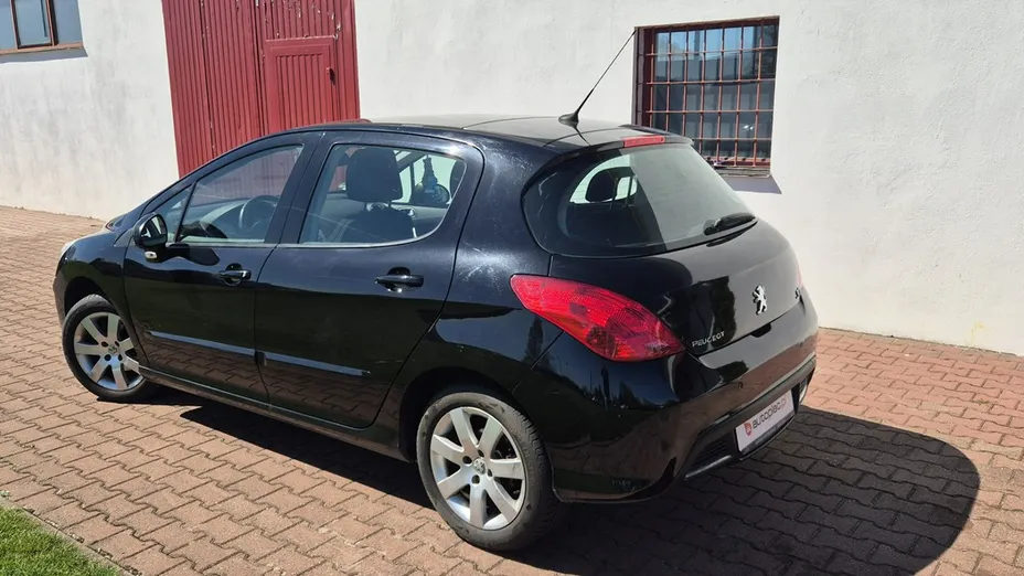 PEUGEOT 308 -