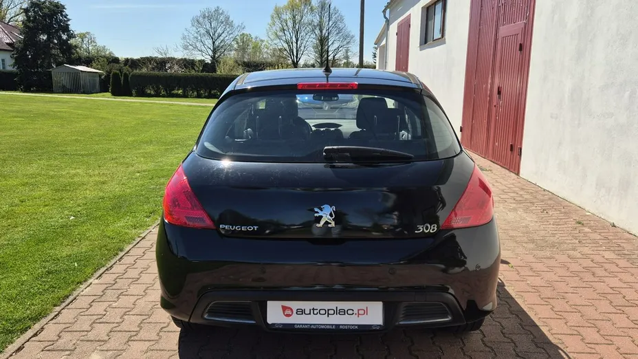 PEUGEOT 308 -